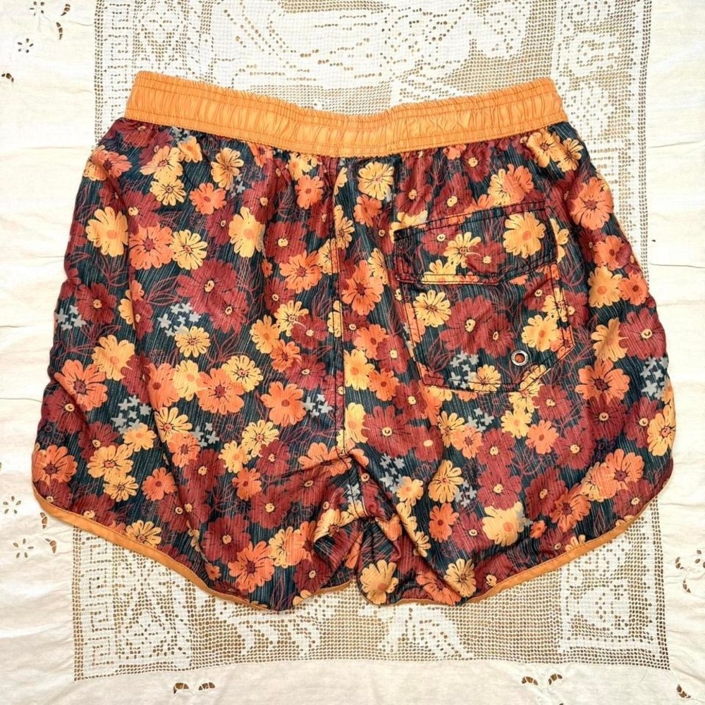 MaaMgic floral swim trunks shorts size M - Picture 6 of 6